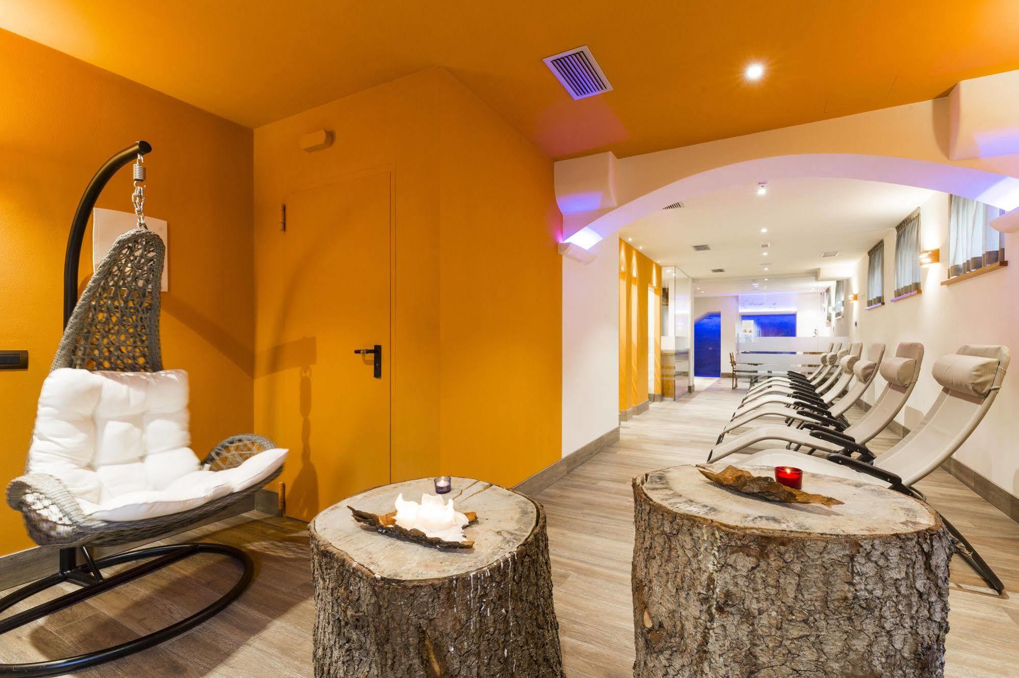 Relais San Giusto Hotel Campitello di Fassa Kültér fotó